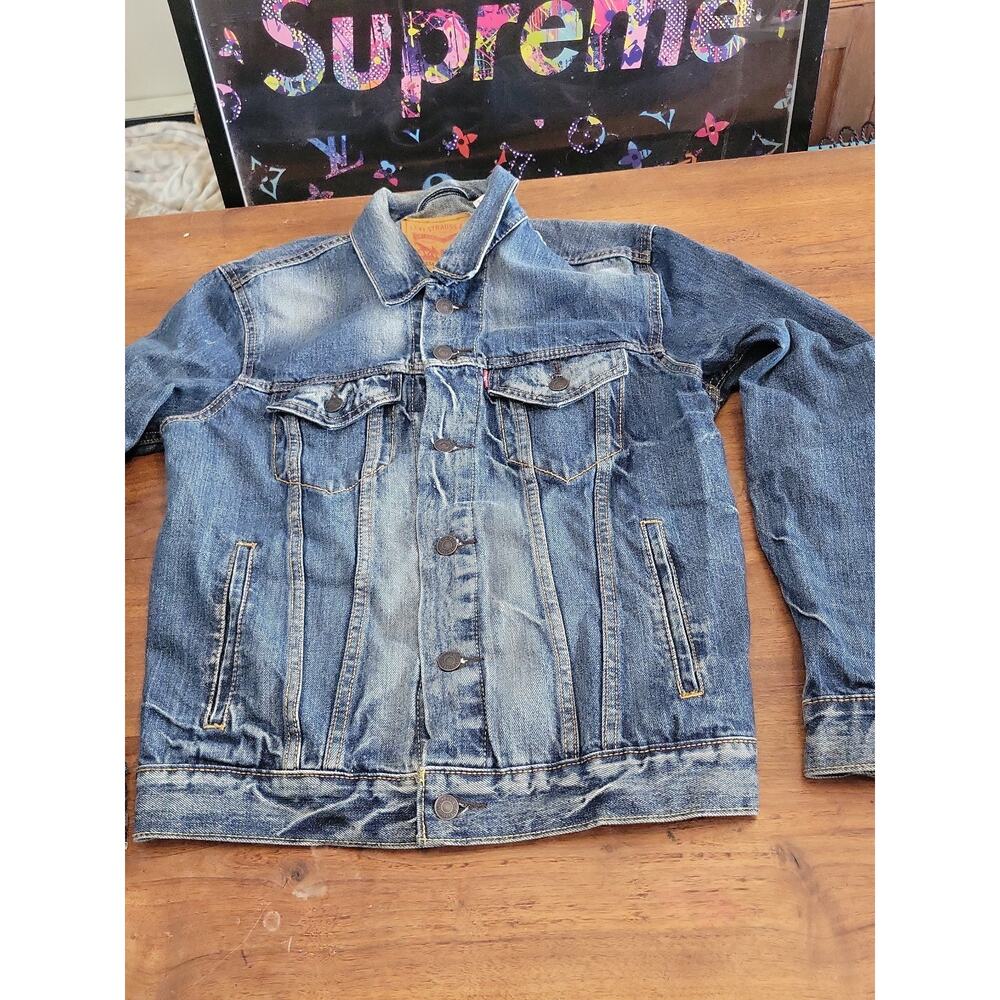 Levis Trucker Blue Denim Jean Jacket 72334 Button Up Mens Size Small